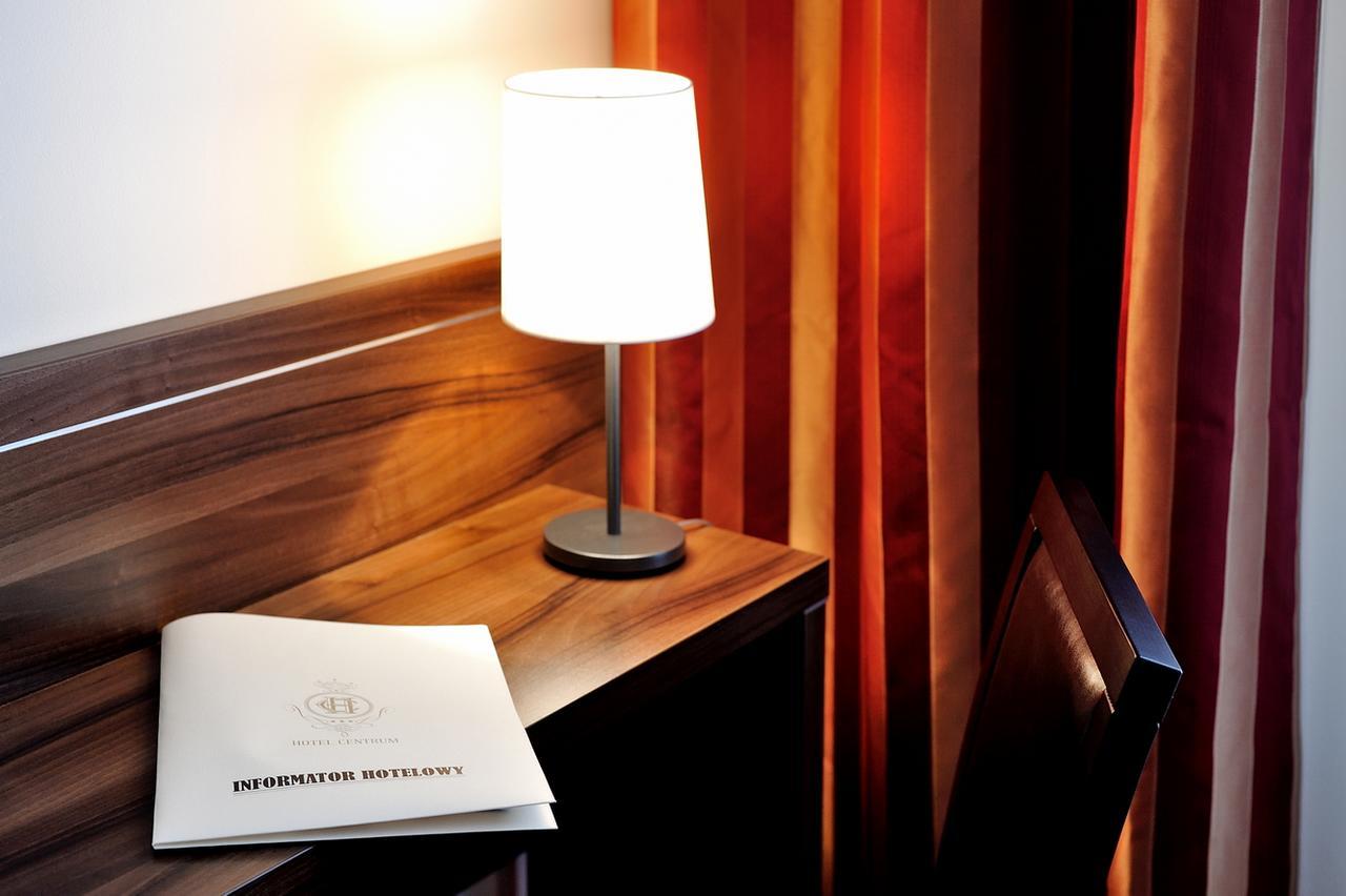 Hotel Centrum ソスノヴィエツ エクステリア 写真