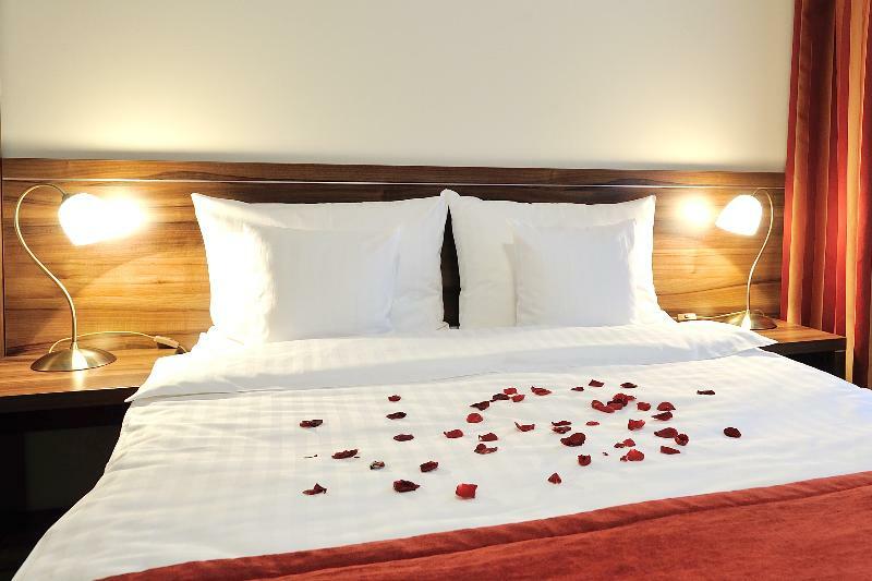 Hotel Centrum ソスノヴィエツ エクステリア 写真